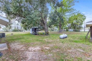 1885 Sutherland Rd, Lake Charles, LA 70611 - photo 4