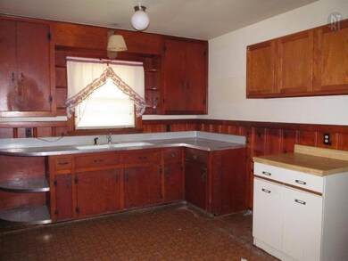 717 W 9th St, Columbia, TN 38401 - photo 4