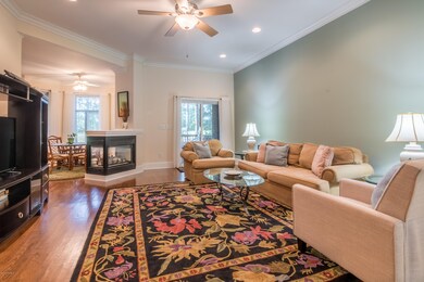 004_LivingRoomView2