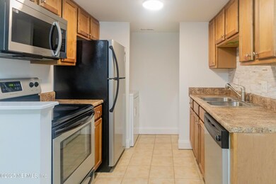 3737 Loretto Rd unit 114, Jacksonville, FL 32223 - photo 2