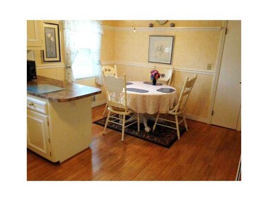 79 Knowles Dr, Warwick, RI 02888 - photo 3