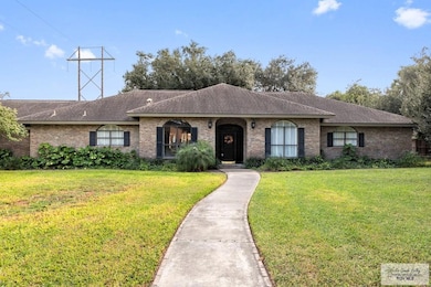 1803 N Forest Ln, Weslaco, TX 78596 - photo 2