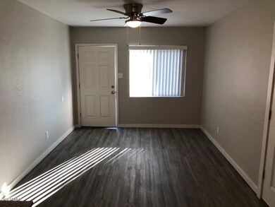 1346 E Willetta St unit 8, Phoenix, AZ 85006 - photo 7