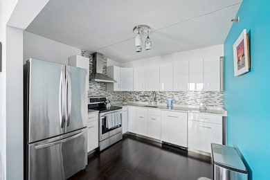 Captain Cove's Condominiums unit 1012, Quincy, MA 02169 - photo 4