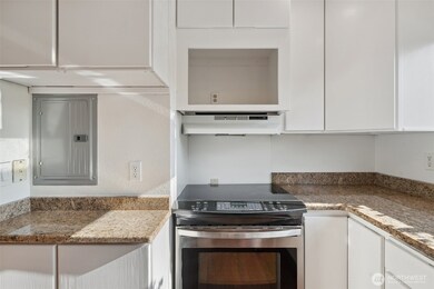 10030 NE 120th St unit J2, Kirkland, WA 98034 - photo 7