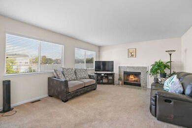 2413 Michael Ave, Zion, IL 60099 - photo 6