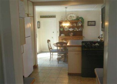 292 Bedford St, Lexington, MA 02420 - photo 4