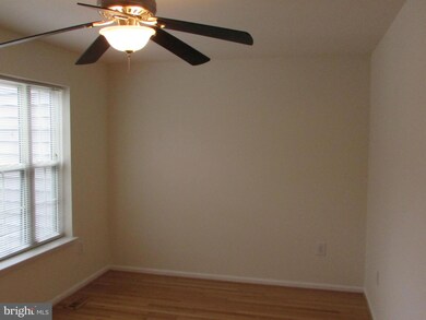 9330 Town Place Dr, Owings Mills, MD 21117 - photo 5