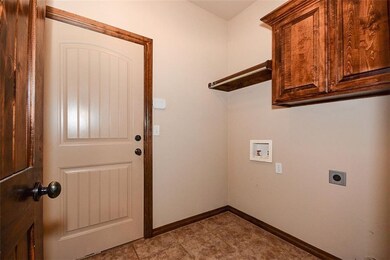 1316 Anns Place, Moore, OK 73160 - photo 7