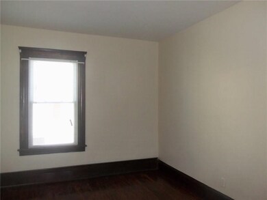 172 Coyle Ave, Pawtucket, RI 02861 - photo 4