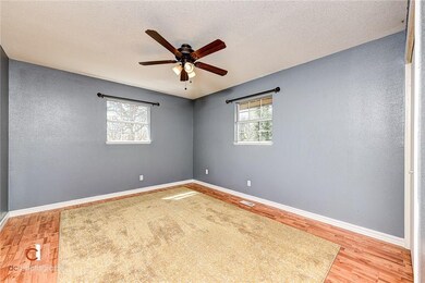 19 Grisham Dr, Bella Vista, AR 72715 - photo 4