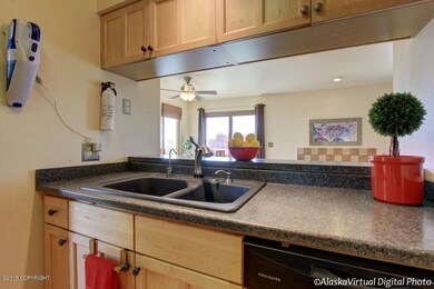 Kitchen W/Maple Cabinets