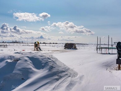 56 Pine Rd, Blackfoot, ID 83221 - photo 6