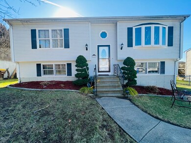 123 Touhey St, Fall River, MA 02724 - photo 2