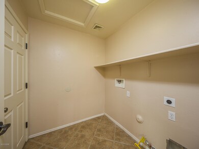 Laundry Rm