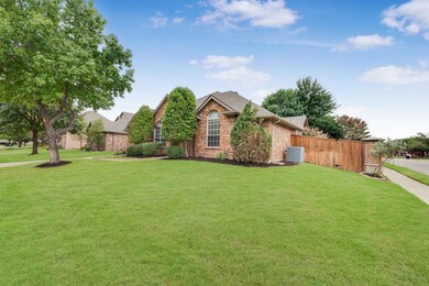 2800 Wildcreek Ct, Keller, TX 76248 - photo 2