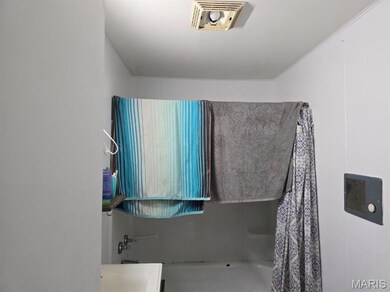 602 Center St, Bloomfield, MO 63825 - photo 7