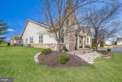 658 Bellflower Rd unit V276, Langhorne, PA 19047 - photo 2