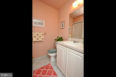 205 Quay Ct unit 205, Palmyra, NJ 08065 - photo 4
