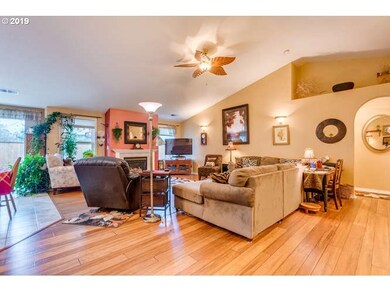 206 Hauser Ct, Molalla, OR 97038 - photo 6