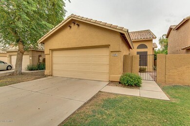 681 N Maple St, Chandler, AZ 85226 - photo 3