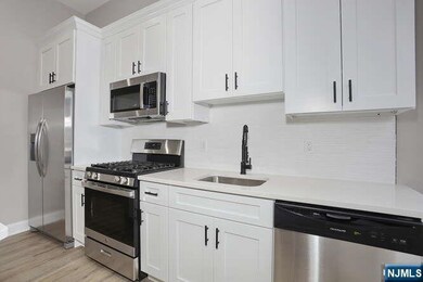 385 Passaic Ave unit 7, Lodi, NJ 07644 - photo 7