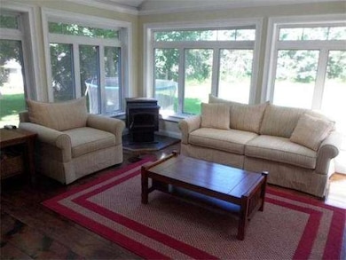 201 Meadow St, Agawam, MA 01001 - photo 6