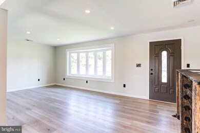 270 S 4th St, Mount Wolf, PA 17347 - photo 5