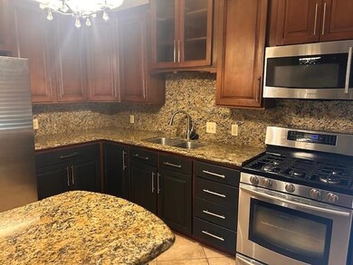 510 Shiloh Dr unit 403, Laredo, TX 78045 - photo 4