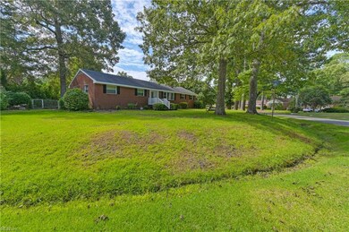 2021 Christopher Dr, Chesapeake, VA 23321 - photo 2