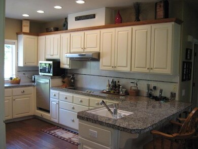 541 Solitude Ln, Grants Pass, OR 97527 - photo 3