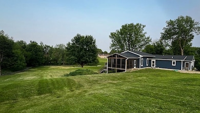 15501 Bishop Rd, Morrison, IL 61270 - photo 5