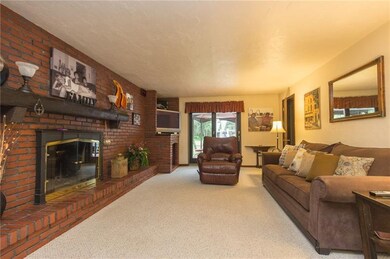 STEP DOWN TO FIRST LEVEL! LOVELY, LARGE FAMILY ROO