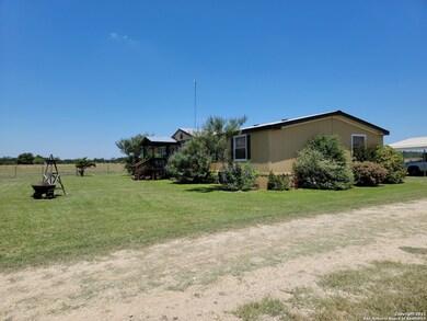 375 County Road 347, Hondo, TX 78861 - photo 2