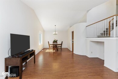 Living Room - (2)