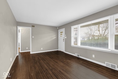 2308 W 16th St, Anderson, IN 46016 - photo 3