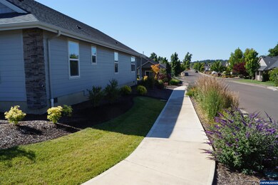 2103 SE Academy St, Dallas, OR 97338 - photo 3