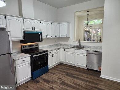 202 W Park Dr, Stafford, VA 22554 - photo 4