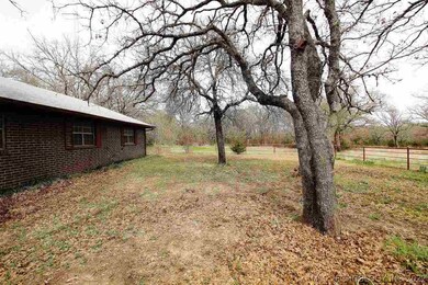 86 Ranch Acres, Ardmore, OK 73401 - photo 3