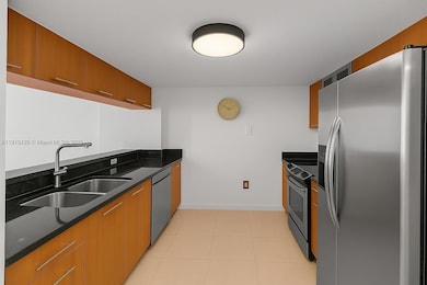 1800 Club unit 3304, Miami, FL 33132 - photo 2