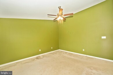 801 Brunswick St, Brunswick, MD 21716 - photo 7