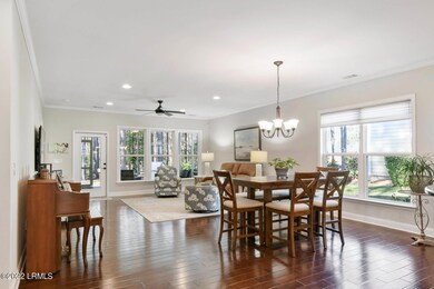 006_Great Room_mls