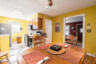 6005 Bolo Ct, Louisville, KY 40219 - photo 5