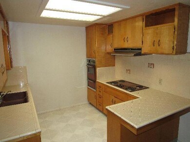 6REDDING REAL ESTATE_small