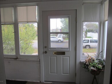 808 2ND AV SO 002