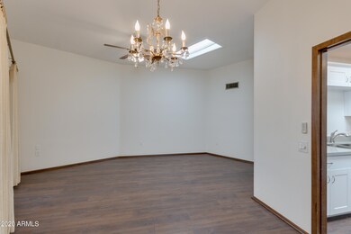 13808 N 109th Ave, Sun City, AZ 85351 - photo 6