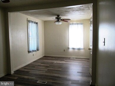 1431 Mount Laurel Rd, Temple, PA 19560 - photo 7