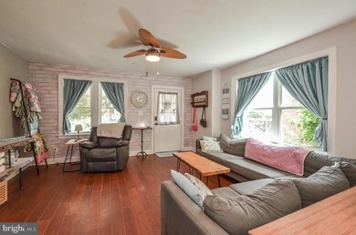 46 E 4th St unit 57, Lansdale, PA 19446 - photo 4