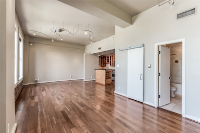 Bayou Lofts unit 8E, Houston, TX 77002 - photo 4