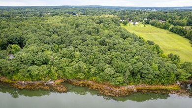 00 River Road, Cushing
